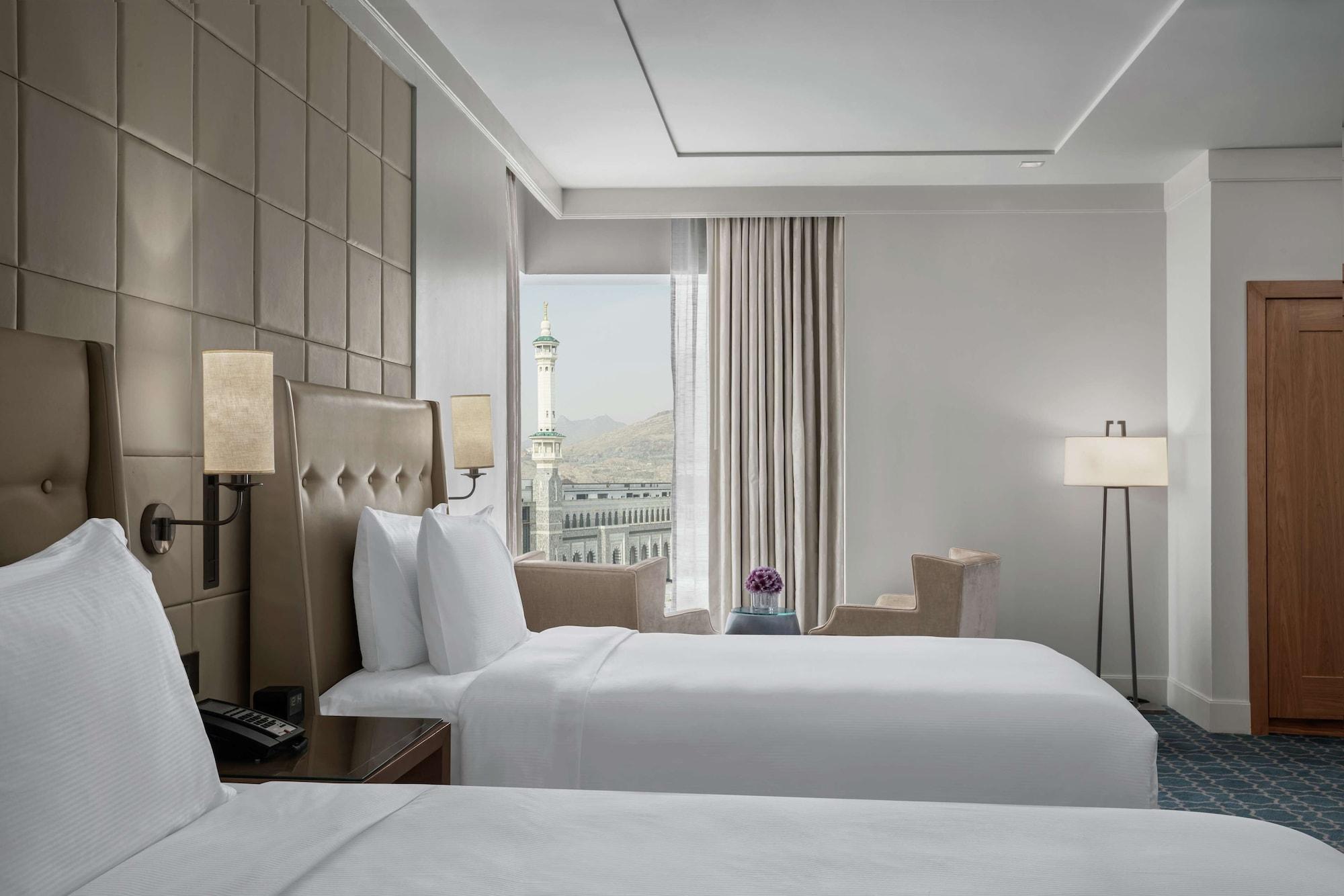 Hilton Hotel & Convention Jabal Omar Makkah Μέκκα Εξωτερικό φωτογραφία A room at the hotel