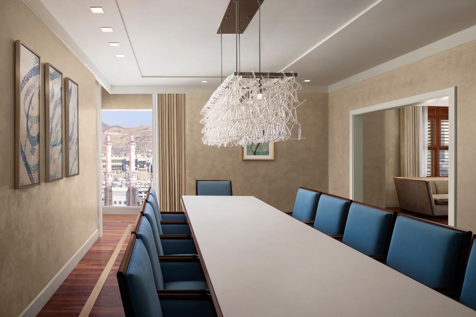 Hilton Hotel & Convention Jabal Omar Makkah Μέκκα Εξωτερικό φωτογραφία A meeting room at the Ritz-Carlton, San Francisco