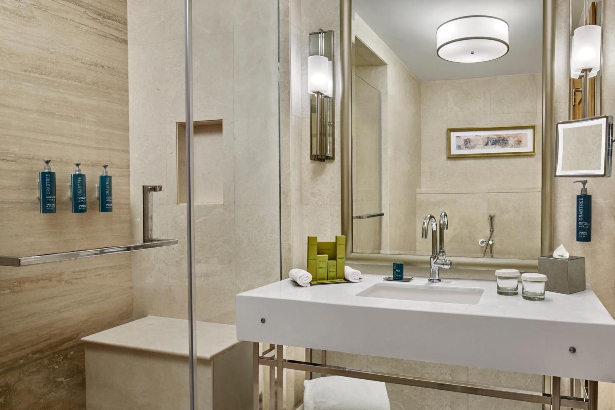 Hilton Hotel & Convention Jabal Omar Makkah Μέκκα Εξωτερικό φωτογραφία A bathroom at the hotel
