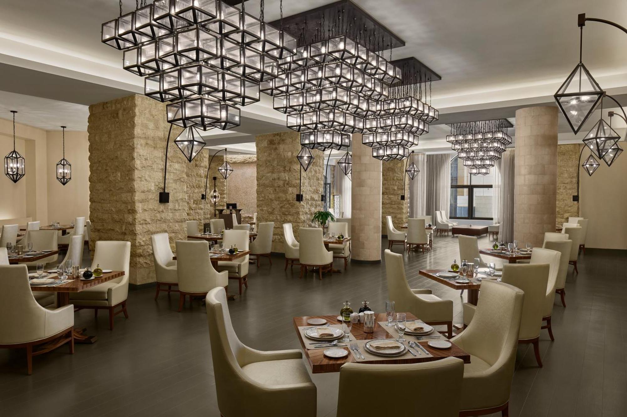 Hilton Hotel & Convention Jabal Omar Makkah Μέκκα Εξωτερικό φωτογραφία The restaurant's interior