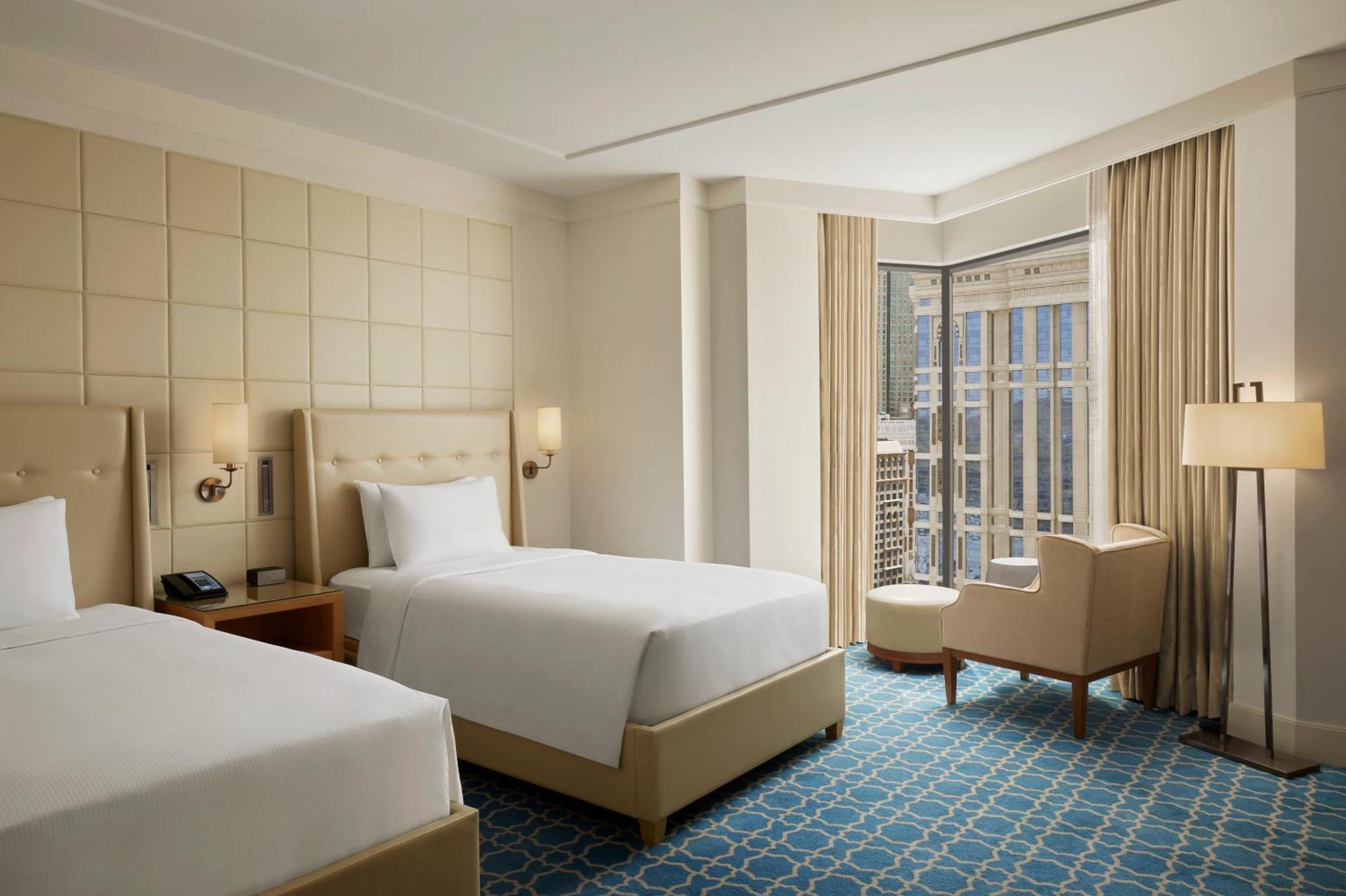 Hilton Hotel & Convention Jabal Omar Makkah Μέκκα Εξωτερικό φωτογραφία A guest room at the hotel