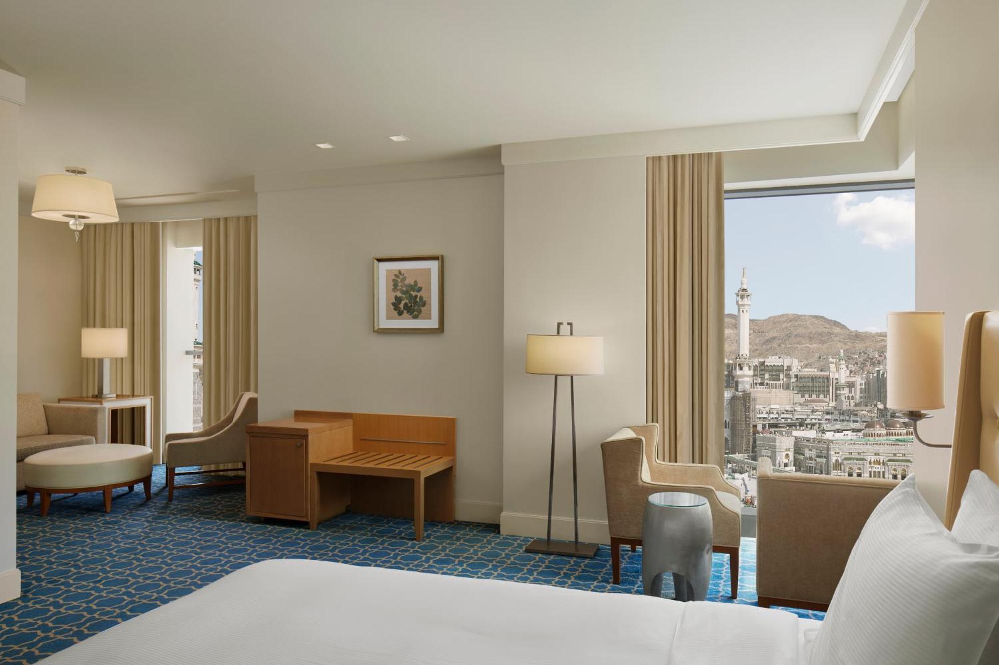 Hilton Hotel & Convention Jabal Omar Makkah Μέκκα Εξωτερικό φωτογραφία A view of the San Francisco skyline from a guest room at the Ritz-Carlton, San Francisco